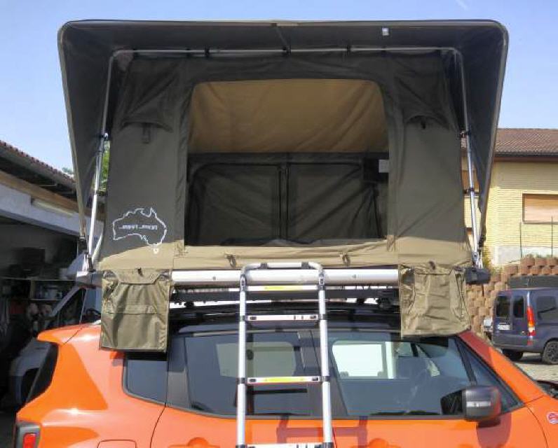 Jimba-Jimba-Dachzelt auf Jeep Renegade.